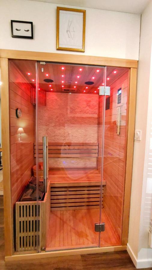Votre Escale Jungle Sauna & Spa Niort Bagian luar foto